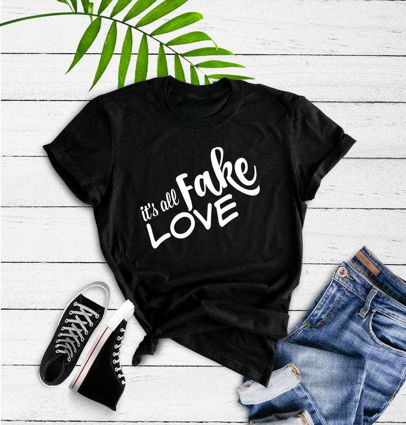 

Women's T Shirts It's All Fake Love Print Street Fashion Creative Letters Women T-shirts O-neck Short Sleeve Top Tees Graphic, Gray