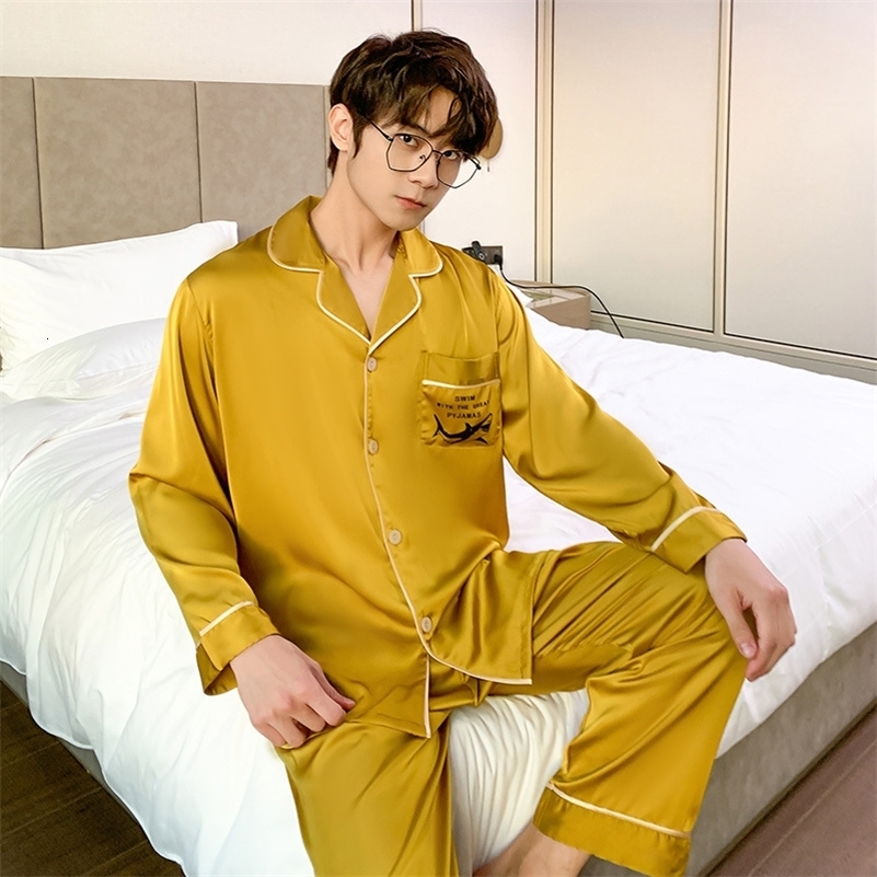 

Men's Sleepwear Men's Pajama Set Spring Satin Man Pajamas Set Lapel Buttons Sleepwear Long Sleeve Silk Pajamas for Men Top Pant Leisure 230317, Black