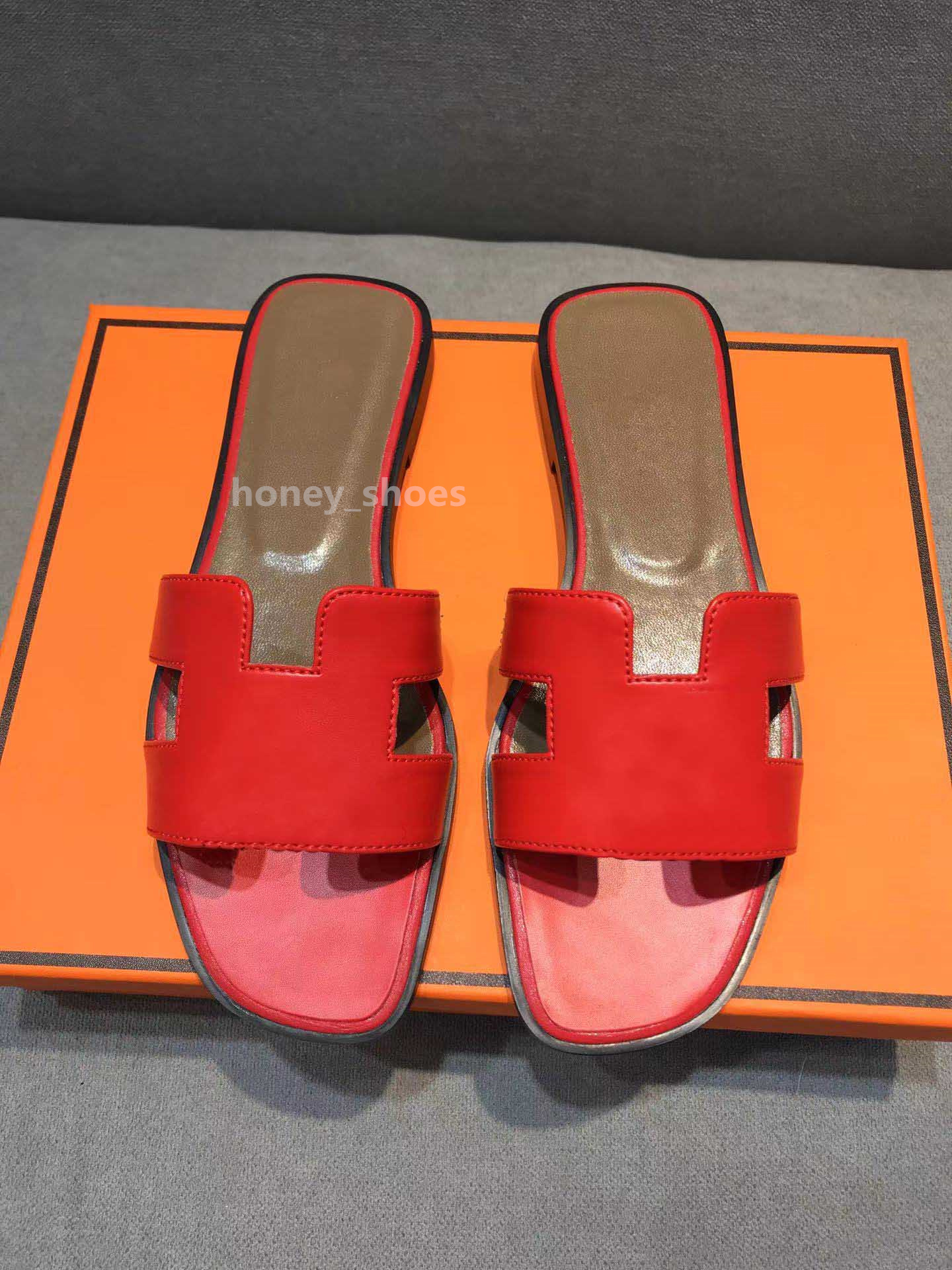 

2023 Designer Women Slippers Genuine Leather Sandals H Summer Oran Sandals Flat Flip Flop Crocodile Skin Slides Ladies Beach Sandal Party Wedding Slipper 35-42 H317, Color 25