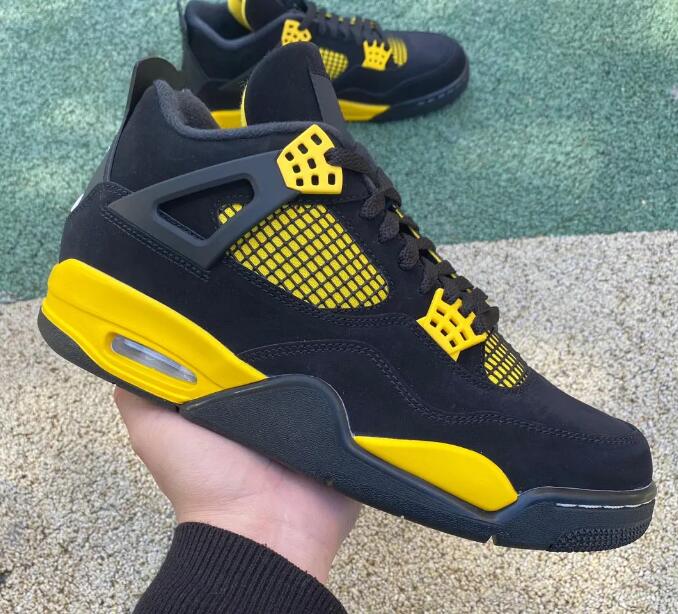 

High Quality 4 Thunder mens basketball shoes Womens 4s Black/Tour Yellow outdoor sneakers shoes DH6927-017 size us 5.5 -12 With Box