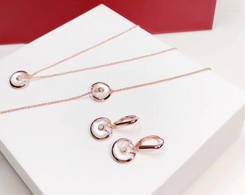 

Charm Bracelets Brand Wedding Jewelry For Women Amulette Necklace Bracelet Earrings Set Round Disc Choker Amulet Mother Of Pearl