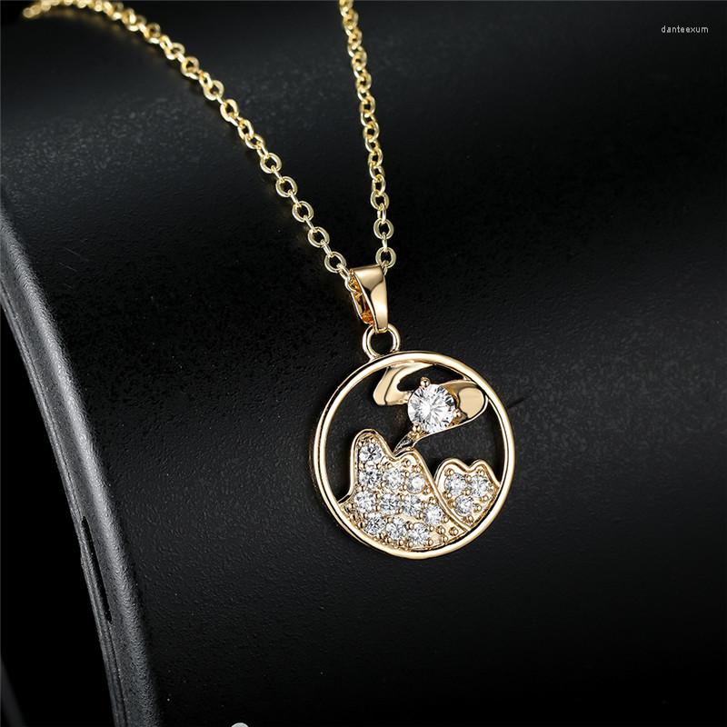

Pendant Necklaces White Zircon Geometric Stone Necklace Vintage Gold Color Chain Yellow Crystal Heart For Women Jewelry