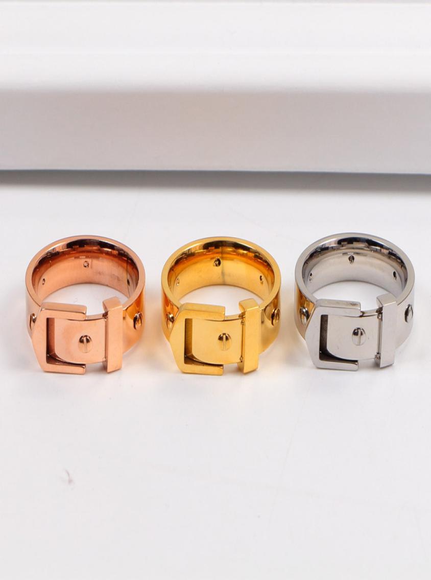 

Luxury Fashion Luxury designer Jewelry Punk Stainless Steel Rivet Ring Pyramid Rose Gold lovers rings for Women5993691