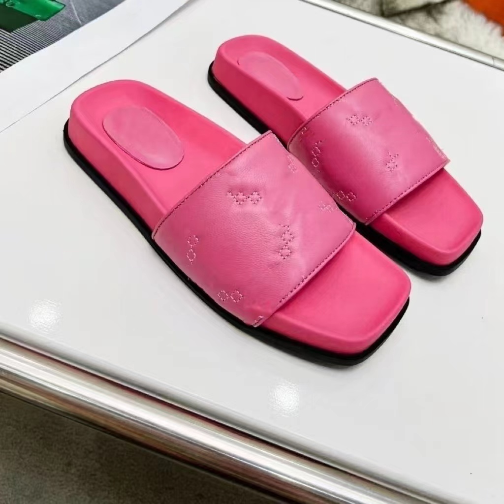 

Small fragrance wind fashion slippers female spring and summer outside wear 2023 new net celebrity retro casual sandals, Mode other model contact with us