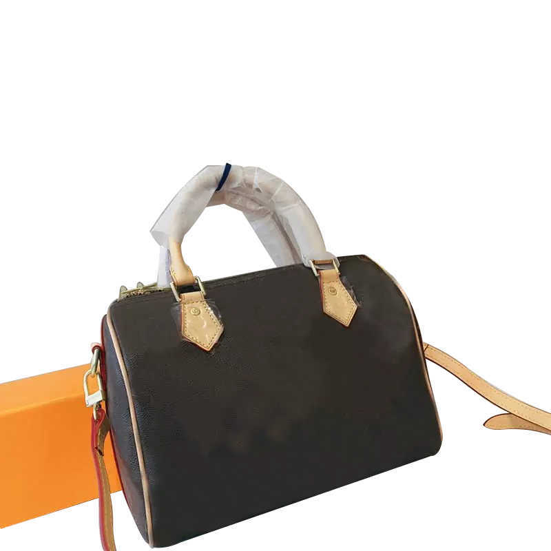 

Speedy 25 30 Pillow Bag Classic Old-fashioned Coated Canvas with Gold Hardware