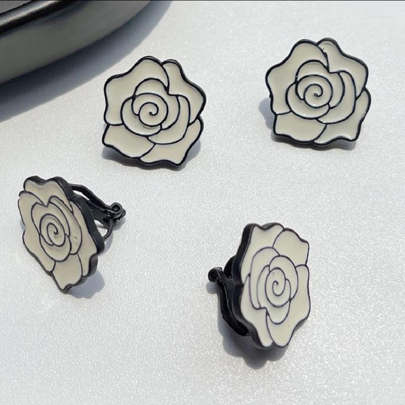 

Stud Earrings Colorful L Temperament 925 Sterling Silver Rose Shape Alloy Material Ear Clip And For Woman Fashion Jewelry Gifts