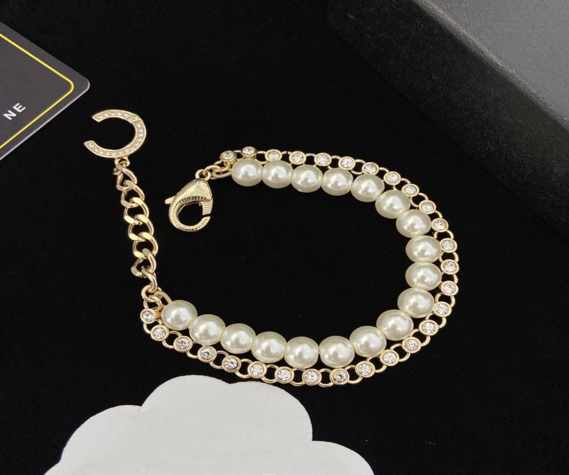 

designer bracelet Luxurys link women link charm Pearl inlaid diamond bracelets love trendy fashion shiny and eyatching fine jewelr4476999