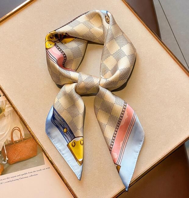 

70-70cm Designer Print Floral Silk Scarf Headband for Women Fashion Long Handle Bag Scarves Letter Shoulder Tote Luggage Ribbon Head Wrap 23style