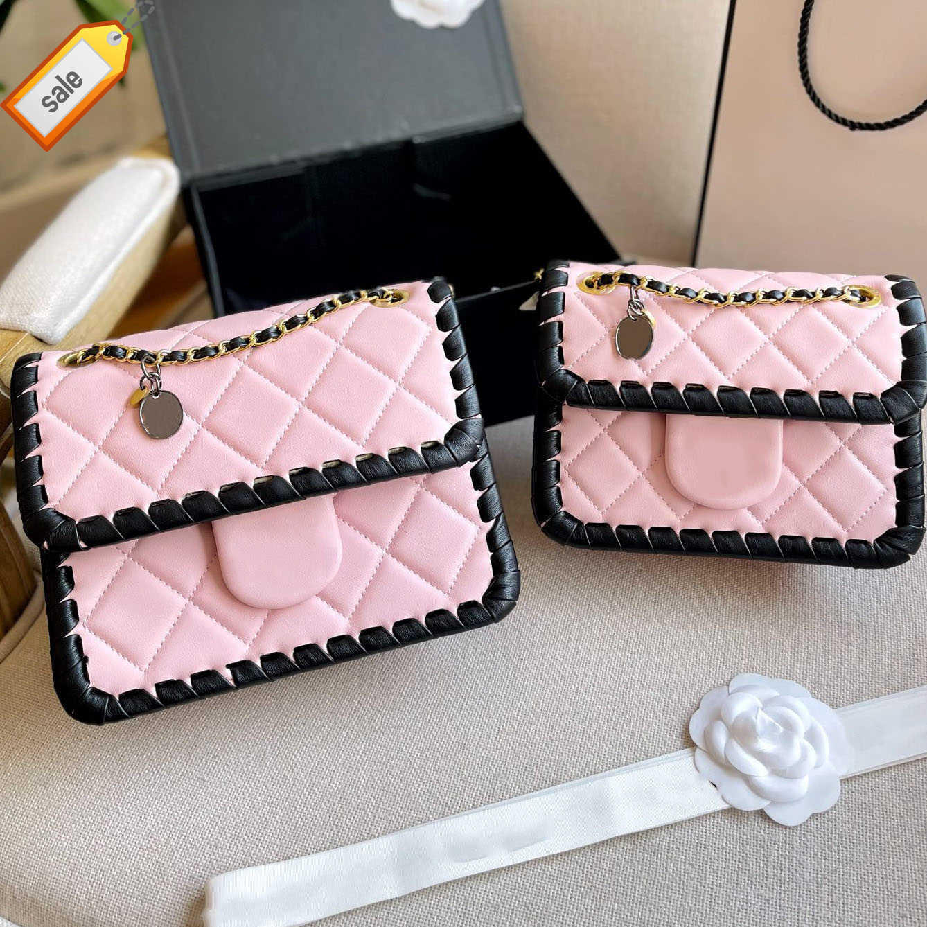 

Luxury Women's Brand Designers Shoulder Bags 2023 Fashion Tofu Clamshell Bag Texture Cowhide Bright Hardware Chain Crossbody Bag Factory Direct Sales, Black