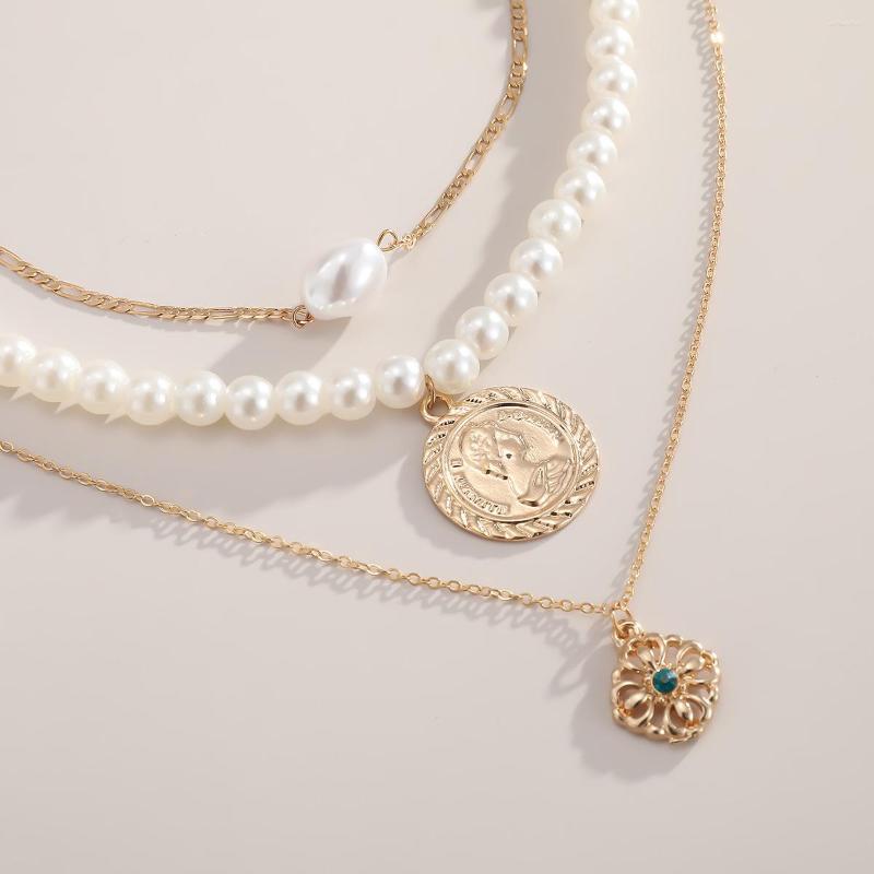 

Chains Gold 3 Pieces Simple Fashion Chain Pearl Ladies Necklace Exquisite Hollow Flower Blue Zircon Texture Pendant Choker Jewelry