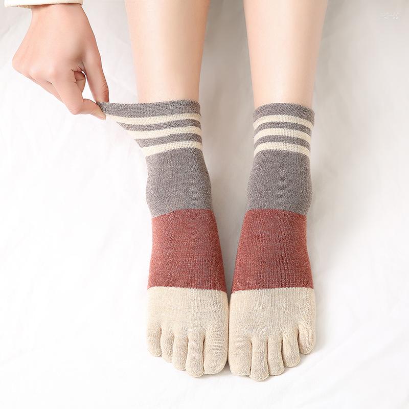 

Women Socks Ladies Colorful Striped Patchwork Cotton Five Finger Toe Breathable Soft Short Sock Girls Streetwear Dropship