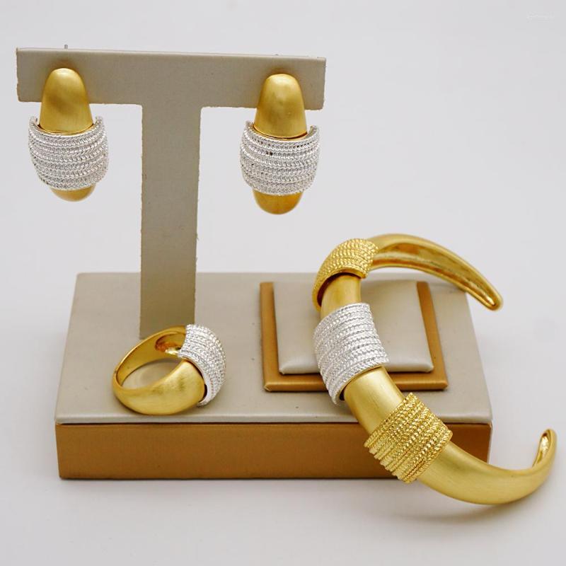 

Necklace Earrings Set Fashion Dubai For Women Gold Irregular Unique Rings Bracelet Wedding Accessories Bride, Picture shown