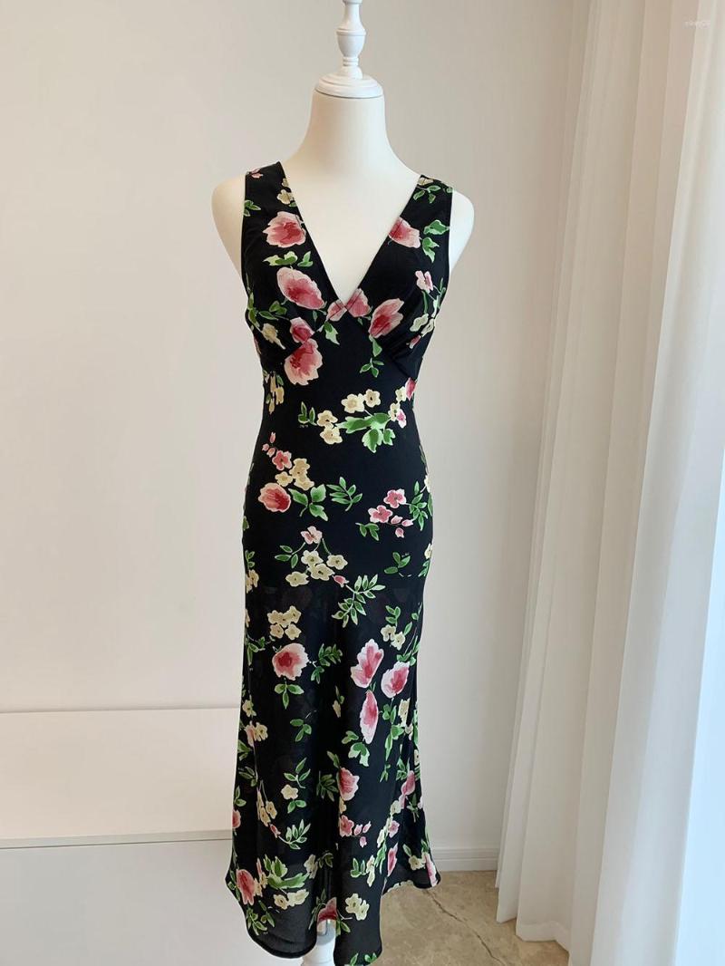 

Casual Dresses Women Silk Printed V Neckline Sleeveless Midi Dress, Style 1