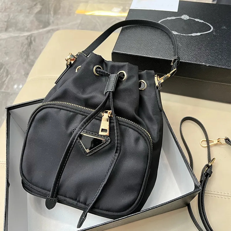 

premium canvas crossbody bag women luxurys handbags fashion nylon woman luxurys men designer bags wallet purse shoulder bags Shoulders, Customize