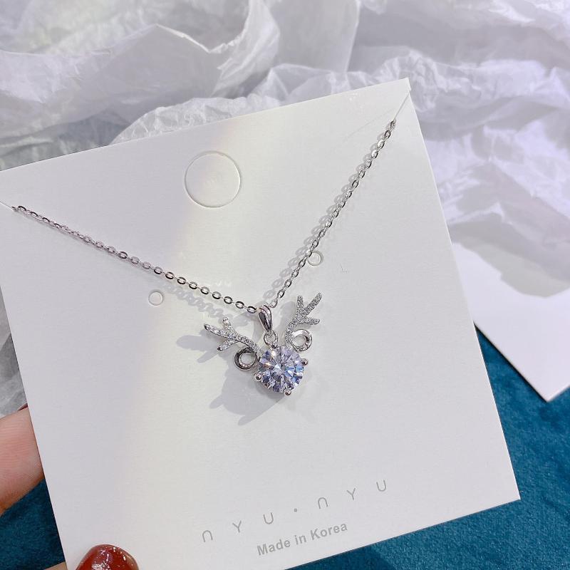 

Pendant Necklaces S925 Sterling Silver White Necklace Ins Niche Design Advanced Sense Does Not Fade Classic Joker Antlers Chain