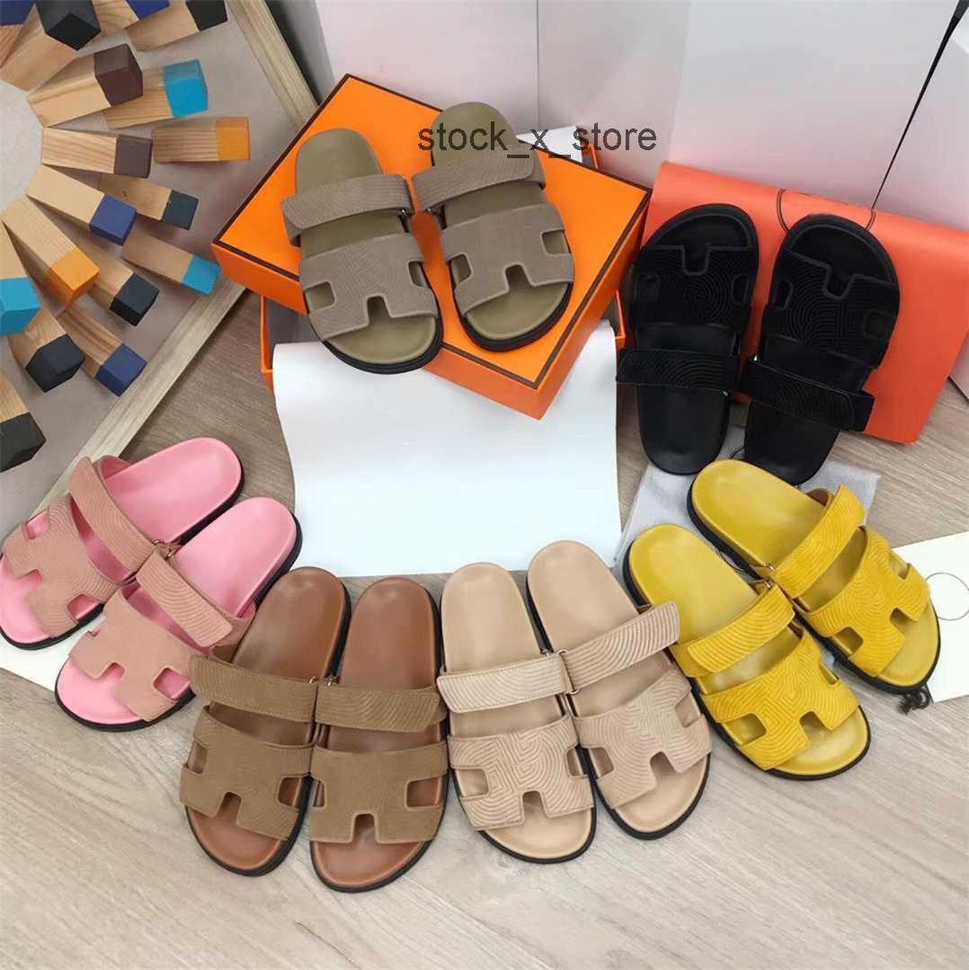 

Chypre Slippers Fashion Designer Sandals Comfort Slipper Platform Sandal Beach Classic Flat Sandal Lady Leather Flip Flops, Yellow