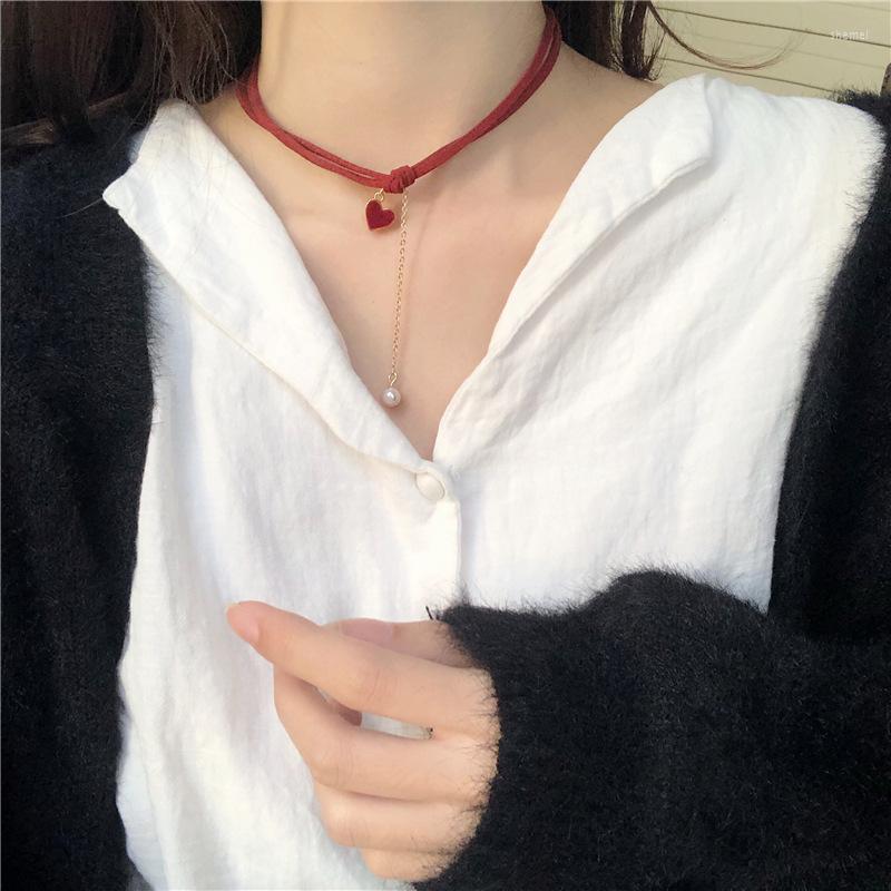 

Choker Burgundy Love Pendant Clavicle Chain Personality Velvet Imitation Pearl Necklace Creative Anniversary Gift For Women.