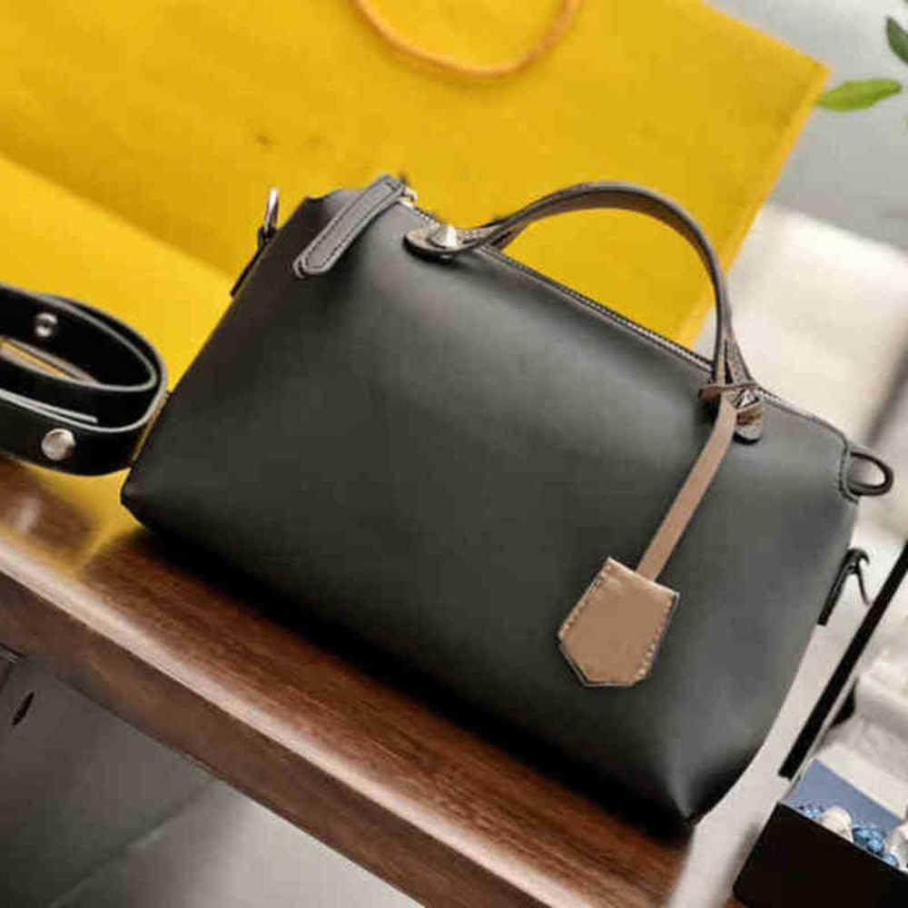 

Shoulder Bags Evening Bags Solid Color Simplicity Tote Bags Women Handbag Shoulder Leather Designer Printed Handle Crossbody Female Luxury Boston Packs, Khaki