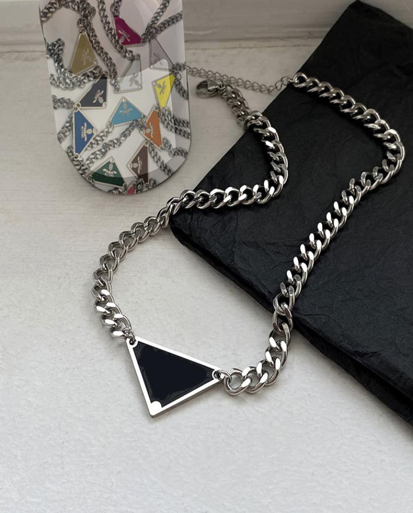 

designer necklace luxury Necklaces for Mens womens Pendant Inverted triangle Fashion design brand Jewelry black pink Trendy Person4920072