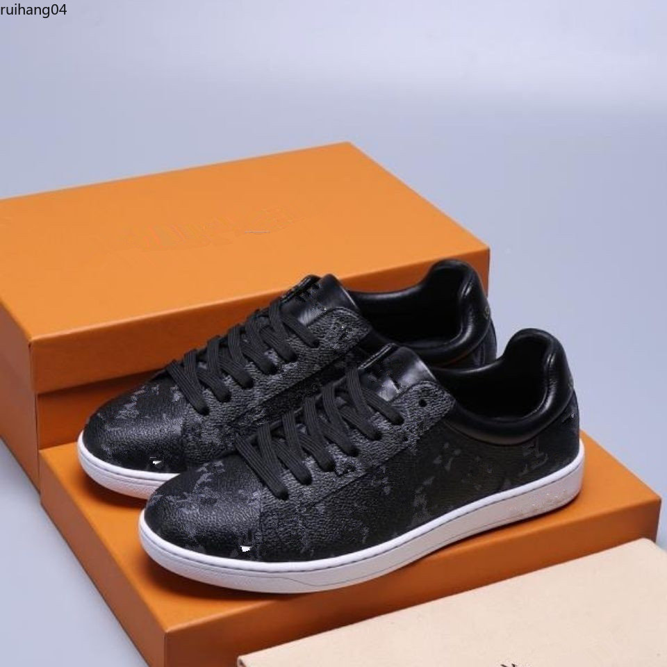 

Top quality luxury designer shoes casual sneakers breathable Calfskin with floral embellished rubber outsole very nice mkjl rh4000000001