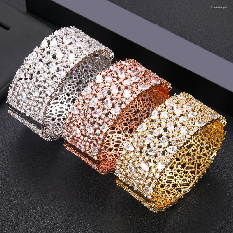 

Bangle Accking Luxurious Zircon Elements Fashion Jewelry Made With Wholesale