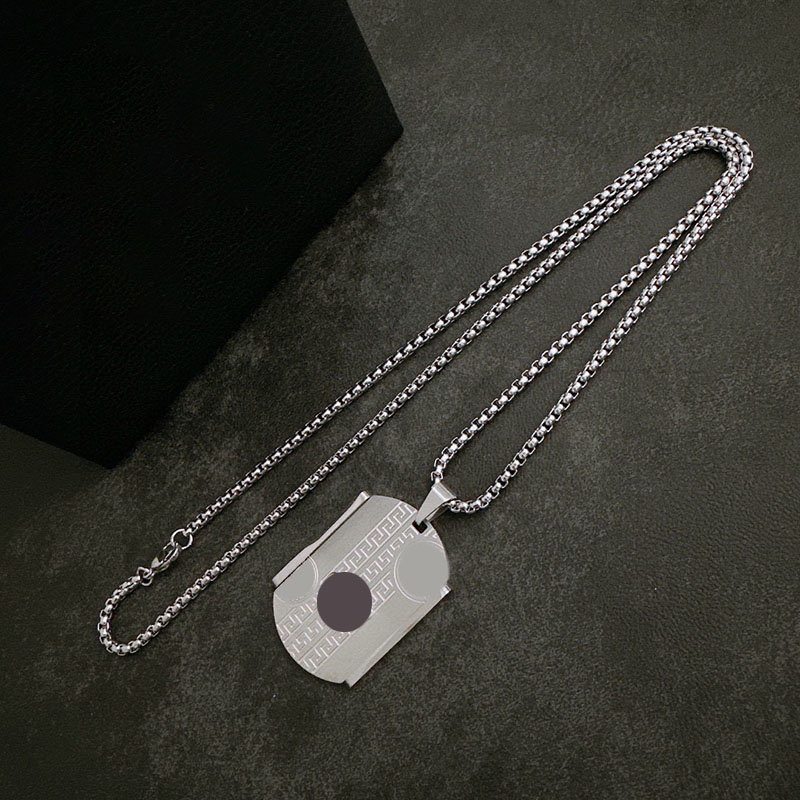 

Large Rectangle Plate Pendant Necklaces Women Circles Geometry Design Necklaces Female Dedicate Lines Temperament Jewelry