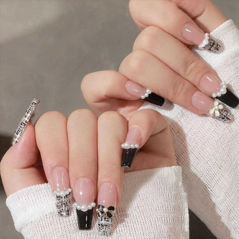 

False Nails Light Luxury Small Fragrance Wear Enhancement Temperament Stick Black and White Bow Tie Pearl Trapezoidal Plate 230317, Glue payment