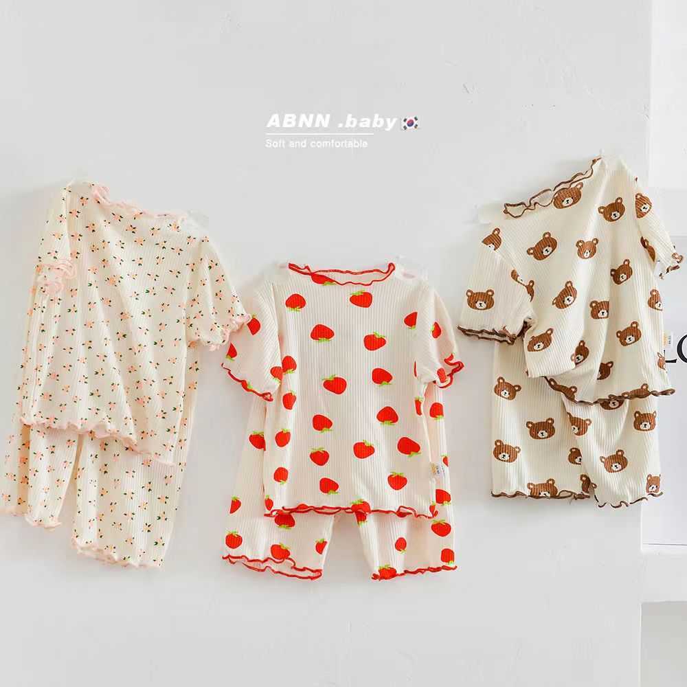 

Clothing Sets Cute Bear Full Printed Short Sleeve 2 Pieces Sets Baby Girls Summer Leisure Wear Infant Girls Suits Strawberry Flowers Pajamas P230315, P3
