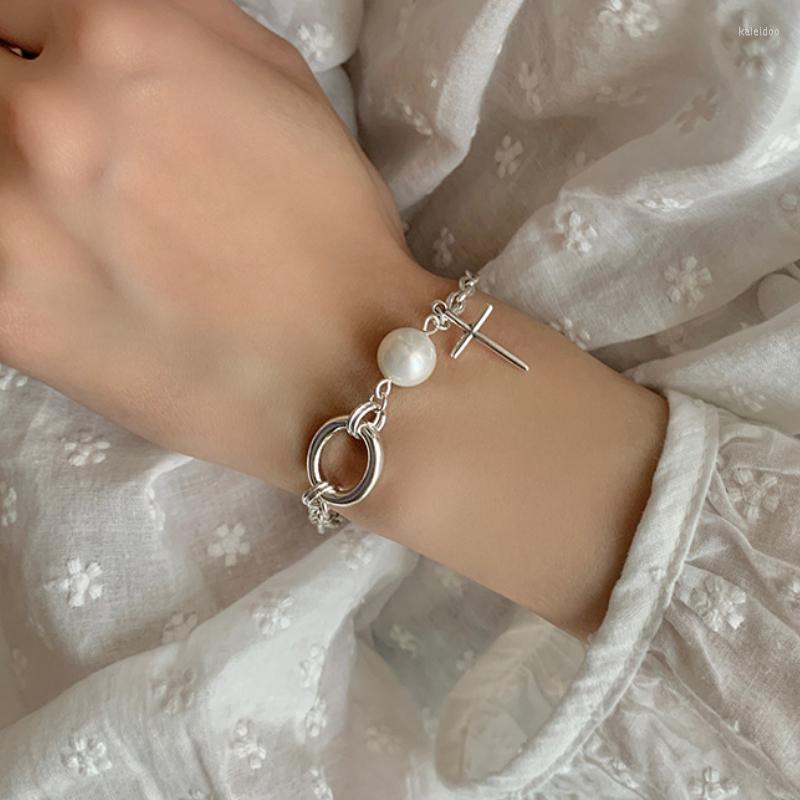 

Charm Bracelets U-Magical Hyperbole Cross Simulation Pearl Bracelet For Women Fantasy Circle Metallic Chain Asymmetry Jewellery