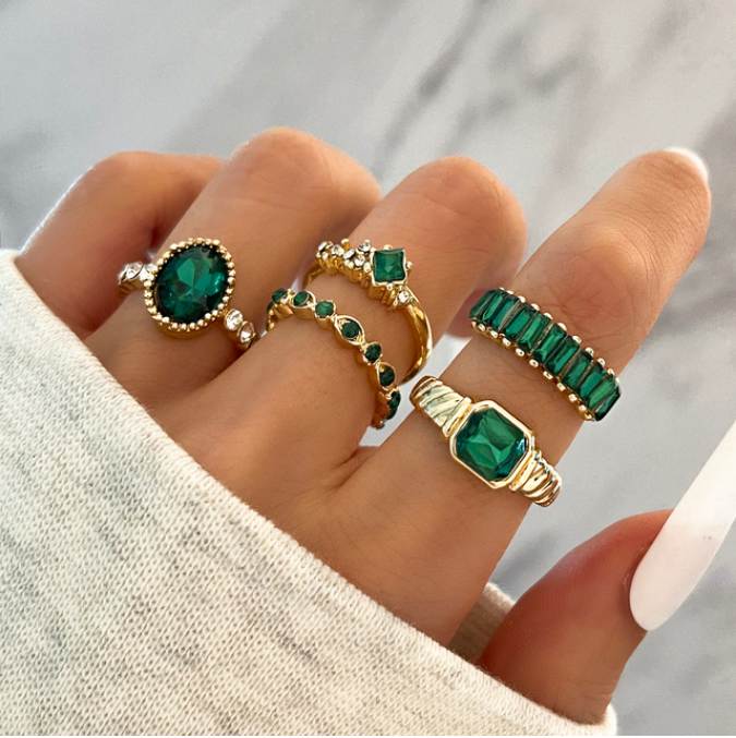 

5Pcs Green Crystal Rings Set for Women Gold Plated Vintage Aesthetic Geometric Luxury Anillos Lady Jewelry Gifts Bague