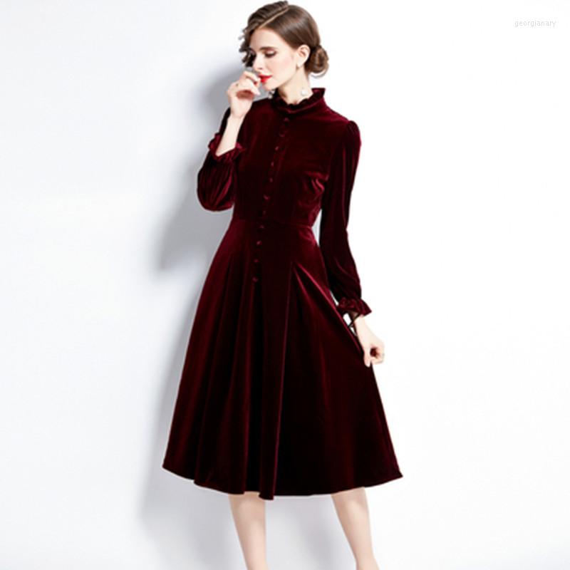 

Casual Dresses Runway Designer Velvet Party For Women Fashion Vintage Stand Collar Long Sleeve High-End A-Line Midi Dress 2023 Autumn, Picture color