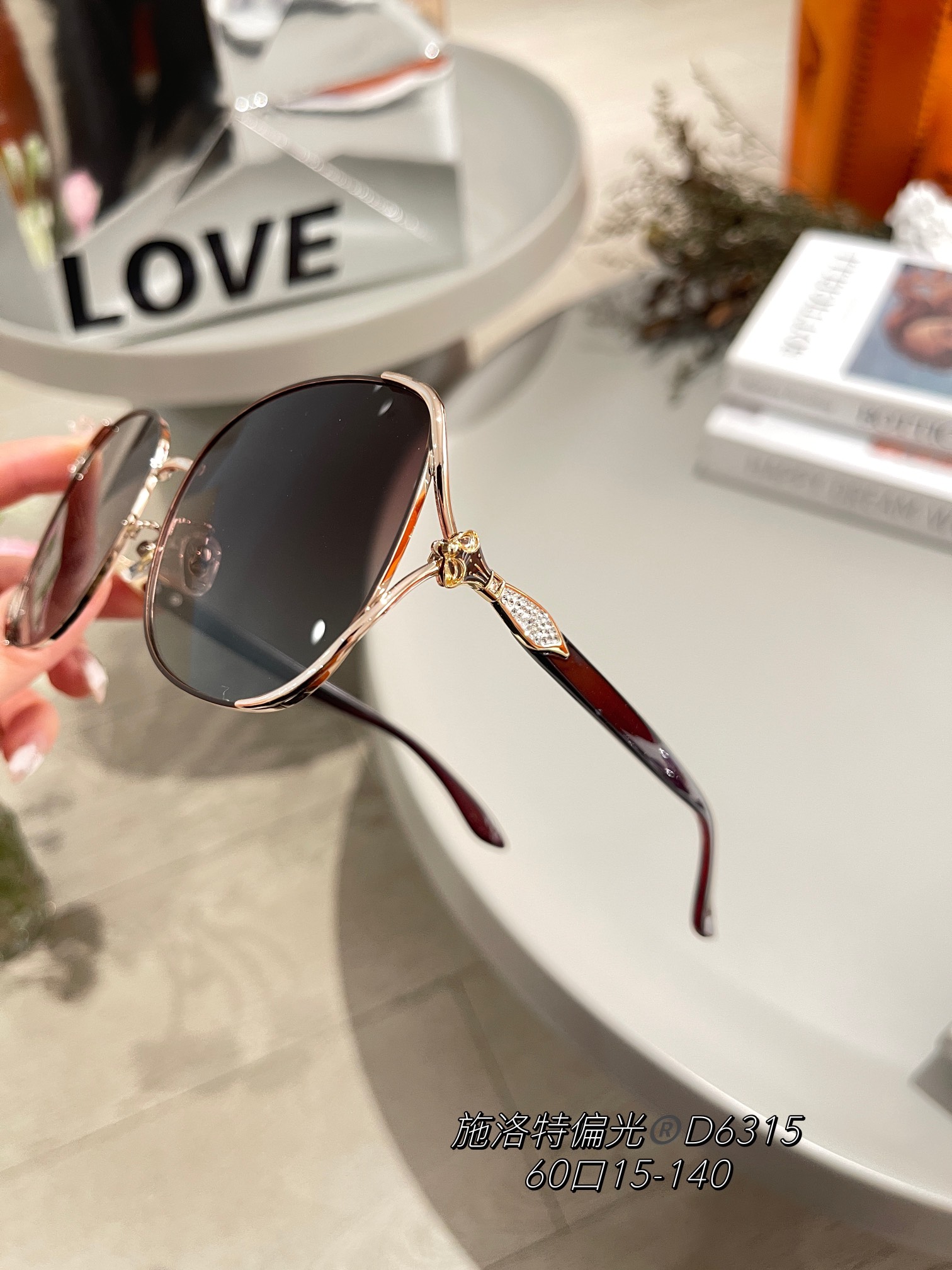 

Women's Diamond Fox sexy sunglasses Fashion personality sunglasses available with prescription mirror sexy temperament high-end