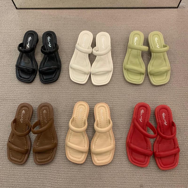 

Slippers Women 2023 Fashion Open Toe One Word With Thick Heel Wear Low Sandals, Red
