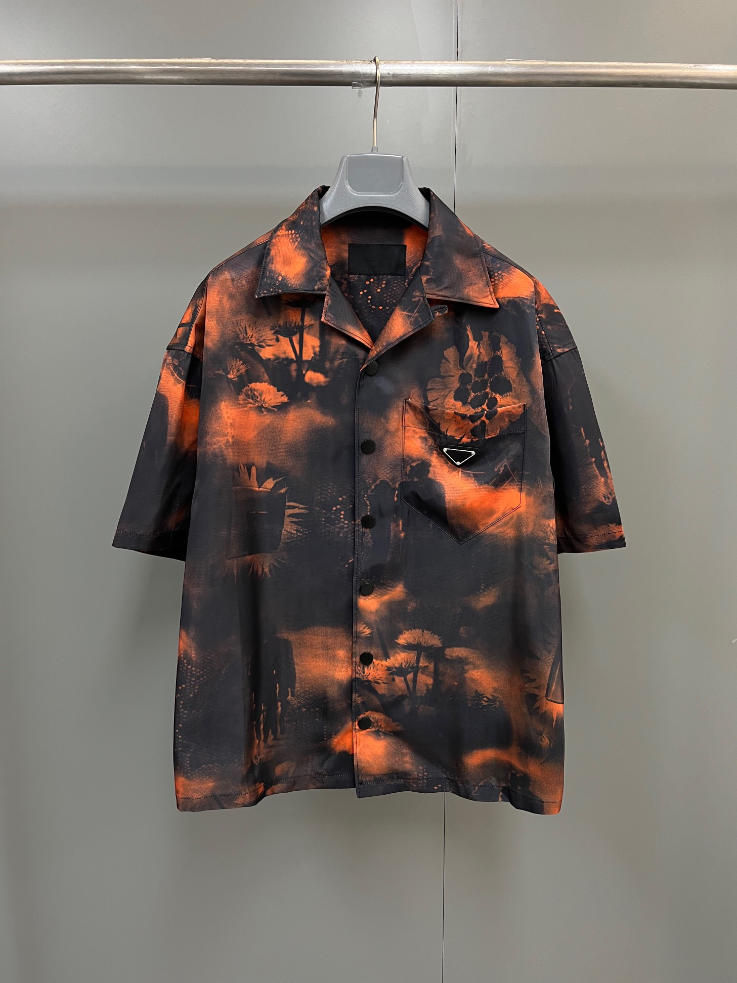 

Highend mens shirt designer fashion abstract color print design European size loose version of luxury casual shirt brand, Black
