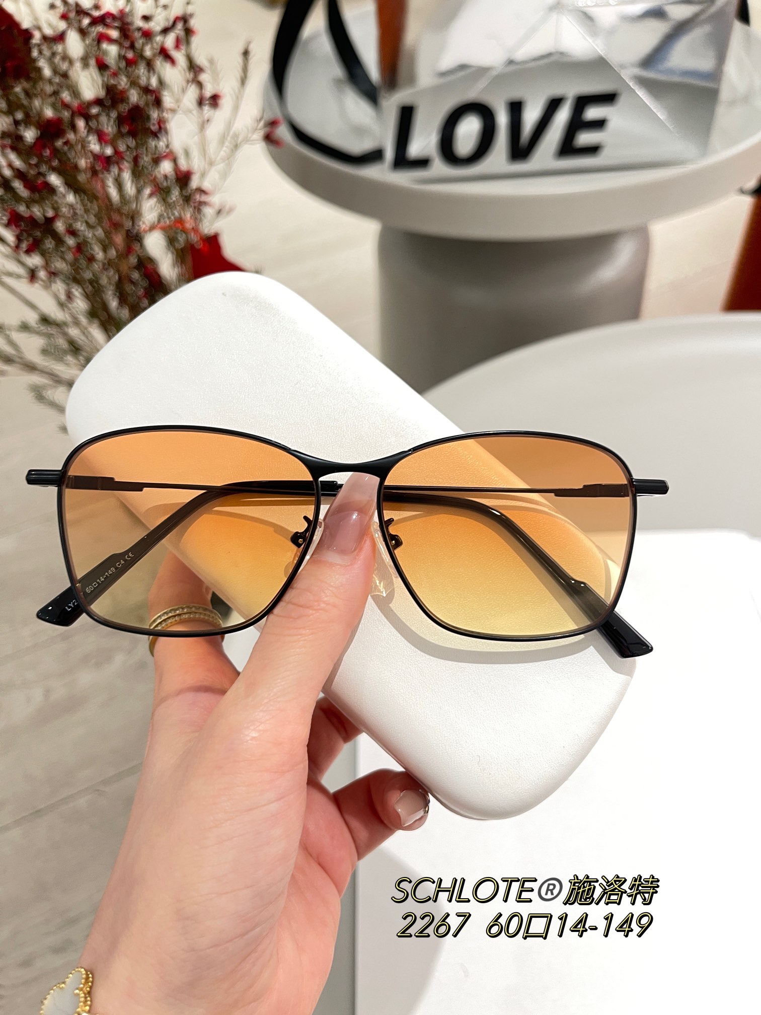 

Women's mid-frame polygon sunglasses Fashion personality sunglasses prescription mirror sexy butterfly metal glasses
