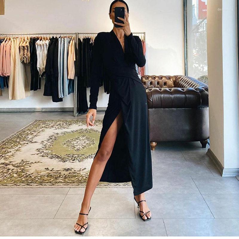 

Casual Dresses Light European American V-neck Temperament Dress Women 2023 Early Autumn Fashion Shoulder Pads Slim Long SlitSexy Black