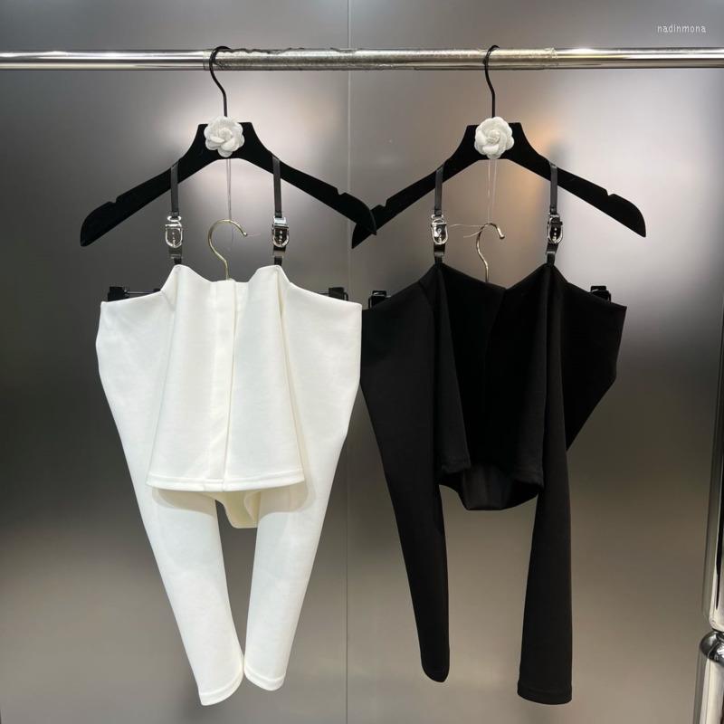 

Women' T Shirts BORVEMAYS 2023 Spring Summer Fashion Trend Long Sleeve Solid Color Hanging Neck Temperament Sexy T-shirt Tops Women WZ729, Black