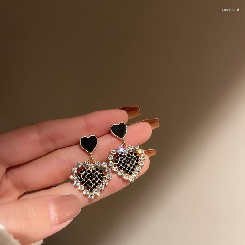 

Dangle Earrings Korean Black Heart Rhinestone Drop Earring For Women Shining Zircon Geometric Wedding Party Exquisite Jewelry