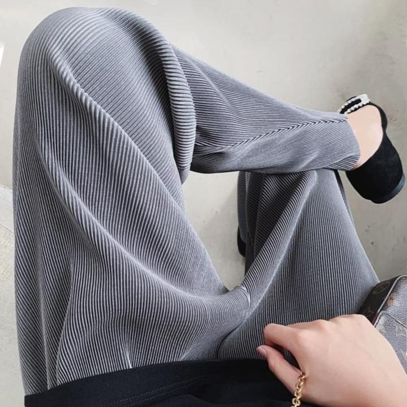 

Women' Pants & Capris Pleated Womens Wide Leg Chiffon Spring And Summer High Waist Loose Ice Silk Casual Trousers Sweatpants Plus Size 4XL, Black