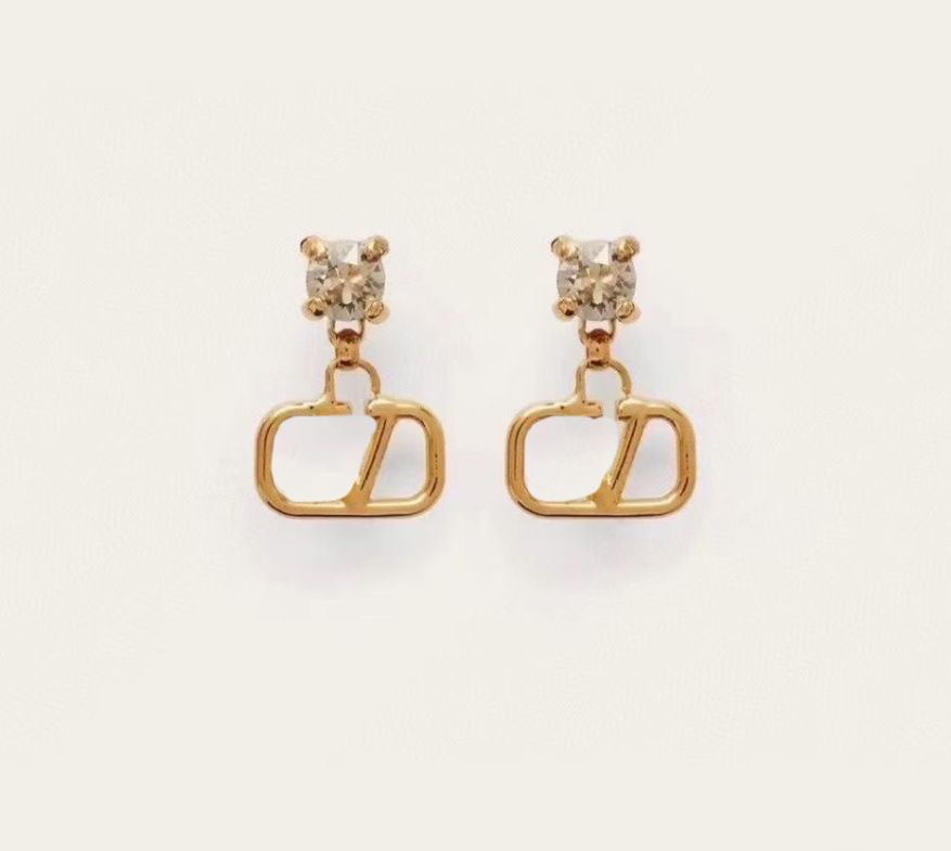 

Womens Brand Stud Earrings Copper Charm Design Jewelry Earrings 18 Gold-Girl Love Pearl Earrings Luxury European Brand Accessories Fashion Couple Family