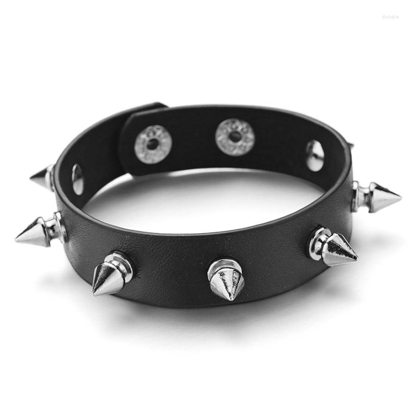 

Charm Bracelets Fashion Cool Pointed Bracelet One-row Spike Rivet Punk Gothic Rock Unisex & Bangles Jewelry Cuff Wristband S415