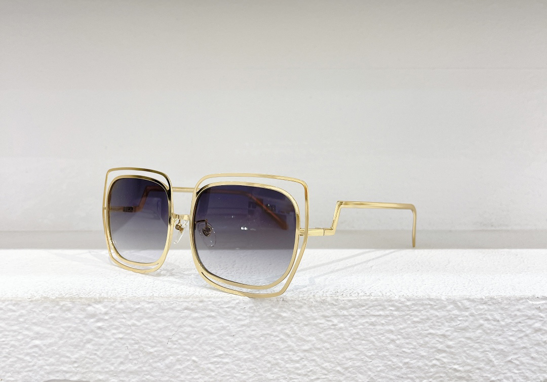 

Womens Sunglasses For Women Men Sun Glasses Mens Fashion Style Protects Eyes UV400 Lens With Random Box And Case 0163
