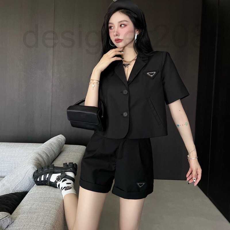 

Women's Suits & Blazers designer Two Piece Set Summer New Inverted Triangle Black Small Single Suit Short Coat Shorts Women 0WIK, Black4