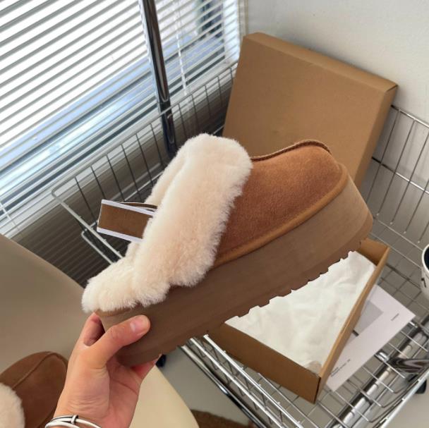 

2023 Hot sell classical Thick soled slippers Mini women snow boots keep warm boot Latest fashion Sheepskin Cowskin Genuine Leather Plush boots, Black1