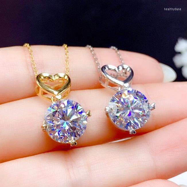 

Chains 4- Eight Heart Arrow Plated PT950 Imitation Mosan Pendant Female