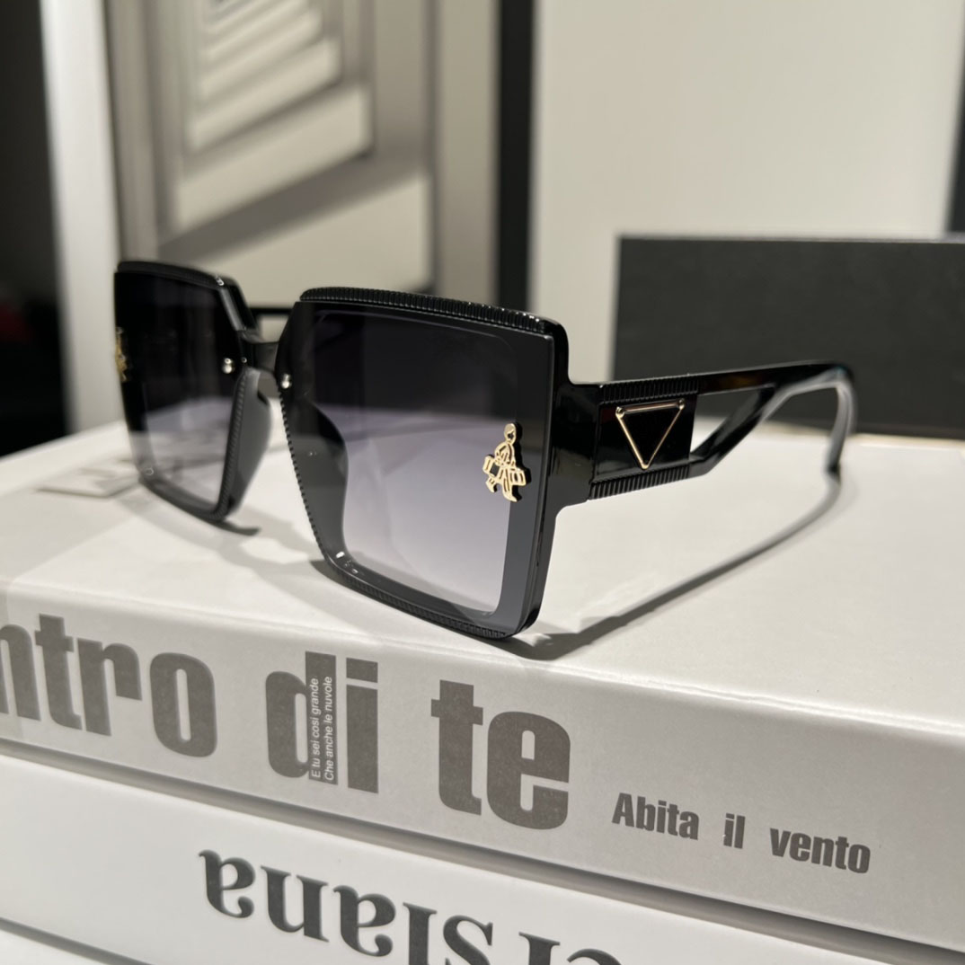 

Luxury Brand Sunglasses Fashion Adumbral Man Woman Casual Elegant Style Beach Driving for Holiday Sun Glasses with Box