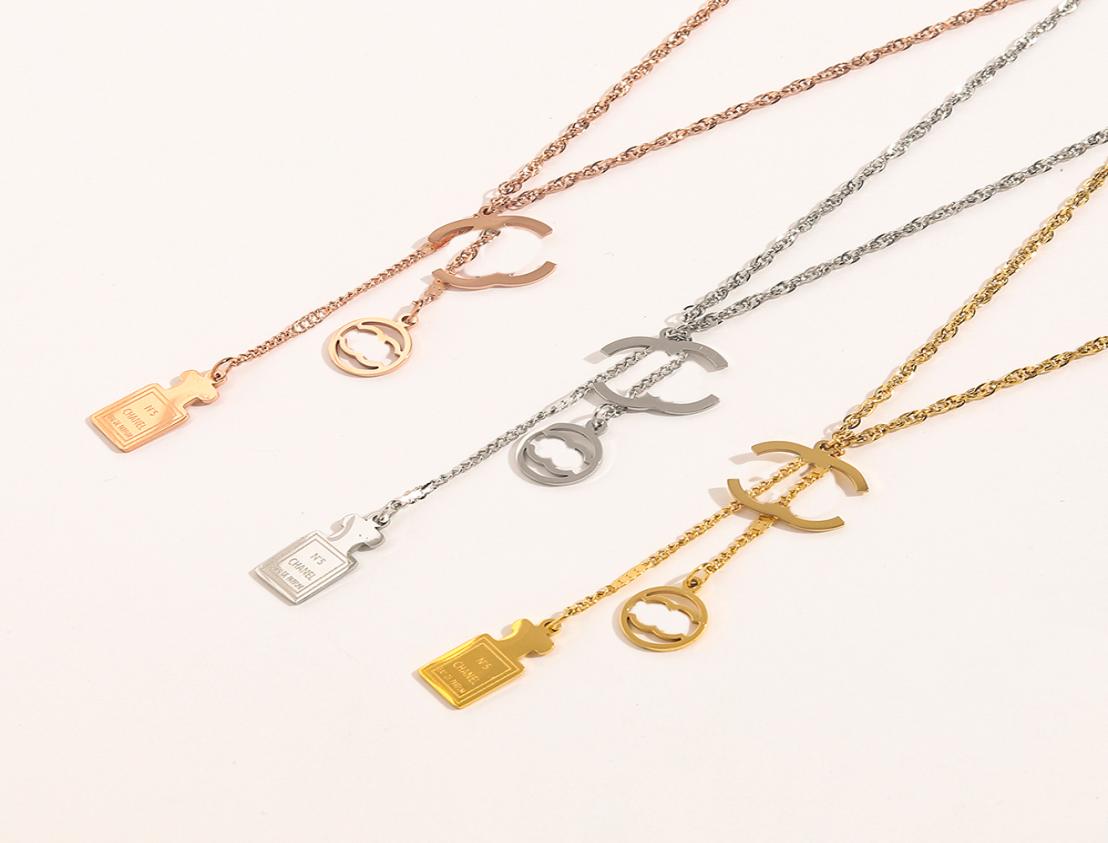 

3 Colour Stamp Necklaces Luxury Fashion Choker Necklace Designer Gold Plated Stainless Steel Letter Pendant Necklaces For Women We3270052