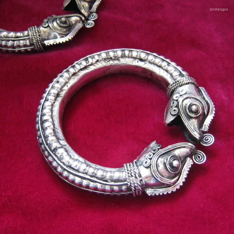 

Bangle Guizhou Ethnic Minority Style Miao Handmade Silver Exaggerated Personalized Jewelry Domineering Old Mandarin Duck Head Brac