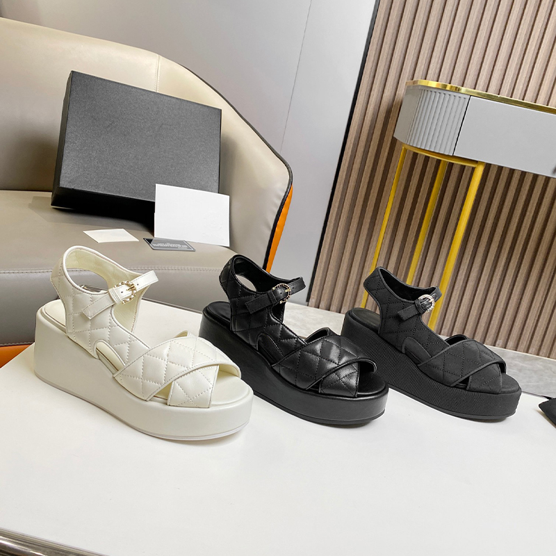 

Luxury womens Flat Slipper Beach Sandals Sandals Famous Designer Women Slippers sand Rhomboid leather platform slippers 7.5cm summer Sandal High quality Shoes