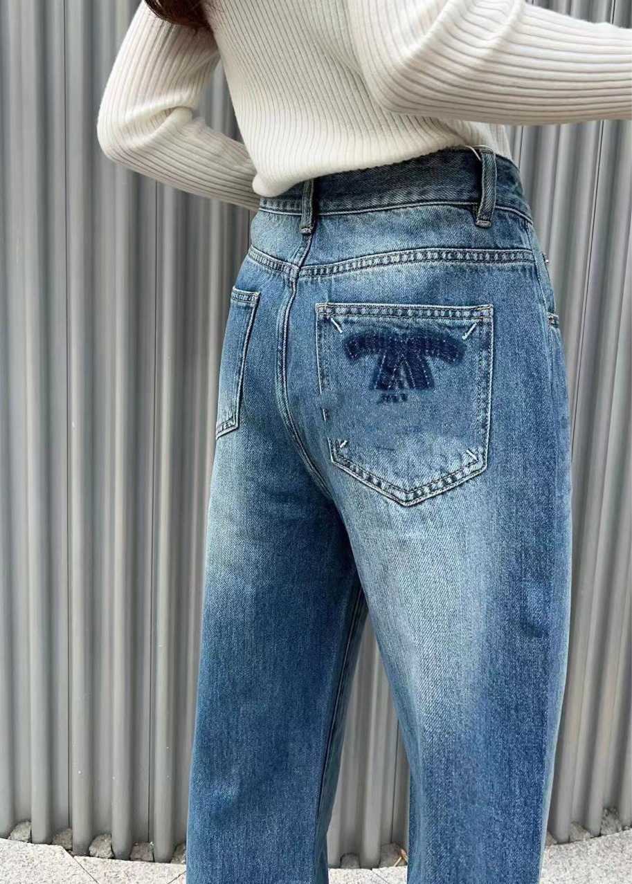 

Shenzhen Nanyou 2022 New Xiaoxiangjia Temperament Commuting Wash High Waist Blue Pants Straight Leg Jeans Female, Light blue